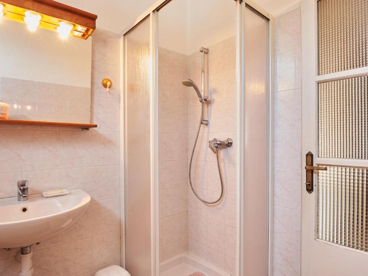 Apartment Banca By Interhome Pianello Del Lario المظهر الخارجي الصورة